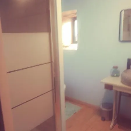 לינה וארוחת בוקר L Etable Au Naturel